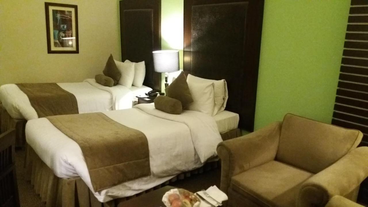 Smart Hotel Lahore Exterior foto